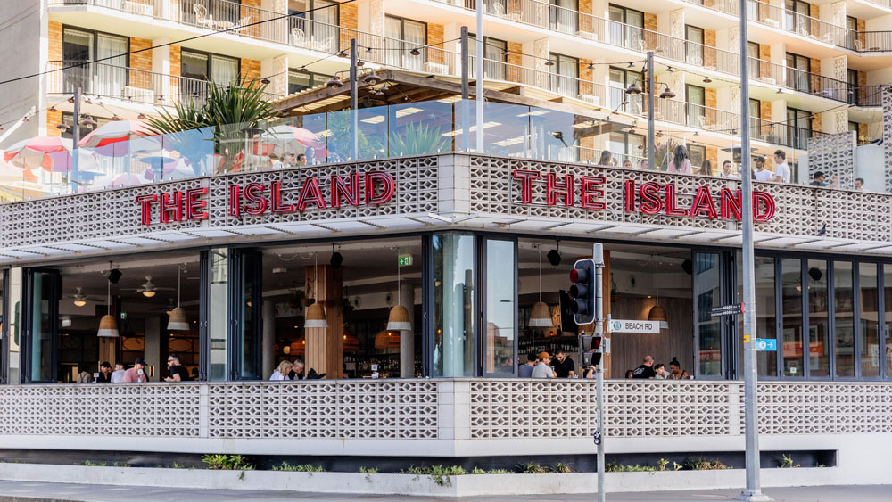 Goldie's Bar and Bistro at the Island Gold Coast